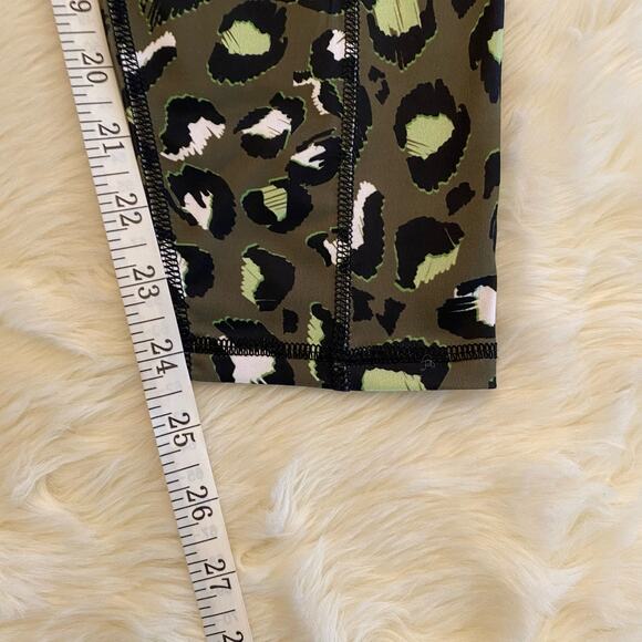 Adrienne Vittadini Leopard Print Ankle Length Activewear Leggings Large NWOT - Picture 7 of 10